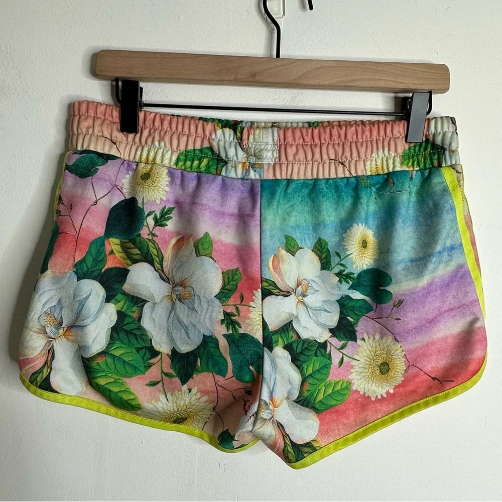 Adidas Women’s Floralina Shorts Size Medium - Picture 5 of 8